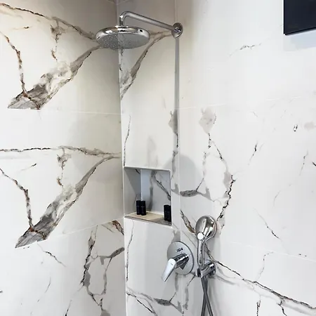 アパート Delight ステリダ